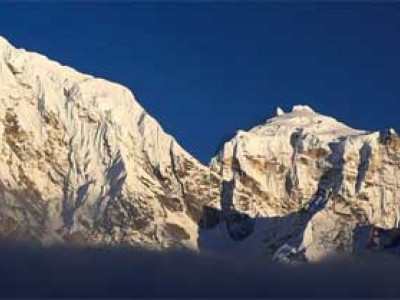 Cholatse (6501m) and Tawatse (6542m) Peak